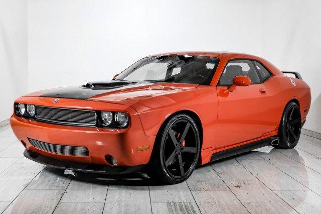Used 2008 Dodge Challenger SRT8 image 4