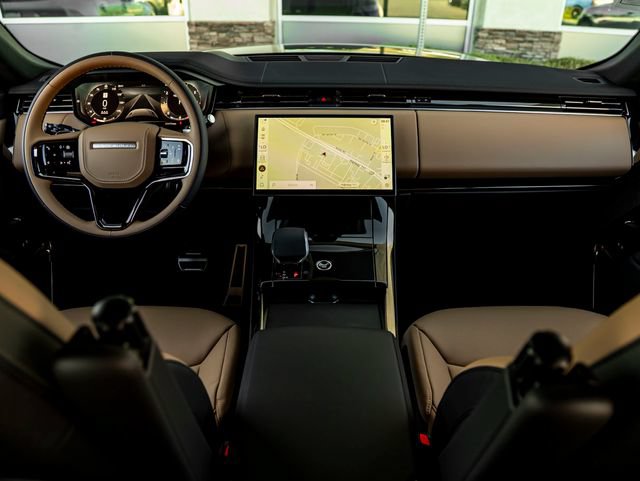 New 2027 Land Rover Range Rover Sport Dynamic SE AWD/4WD image 17