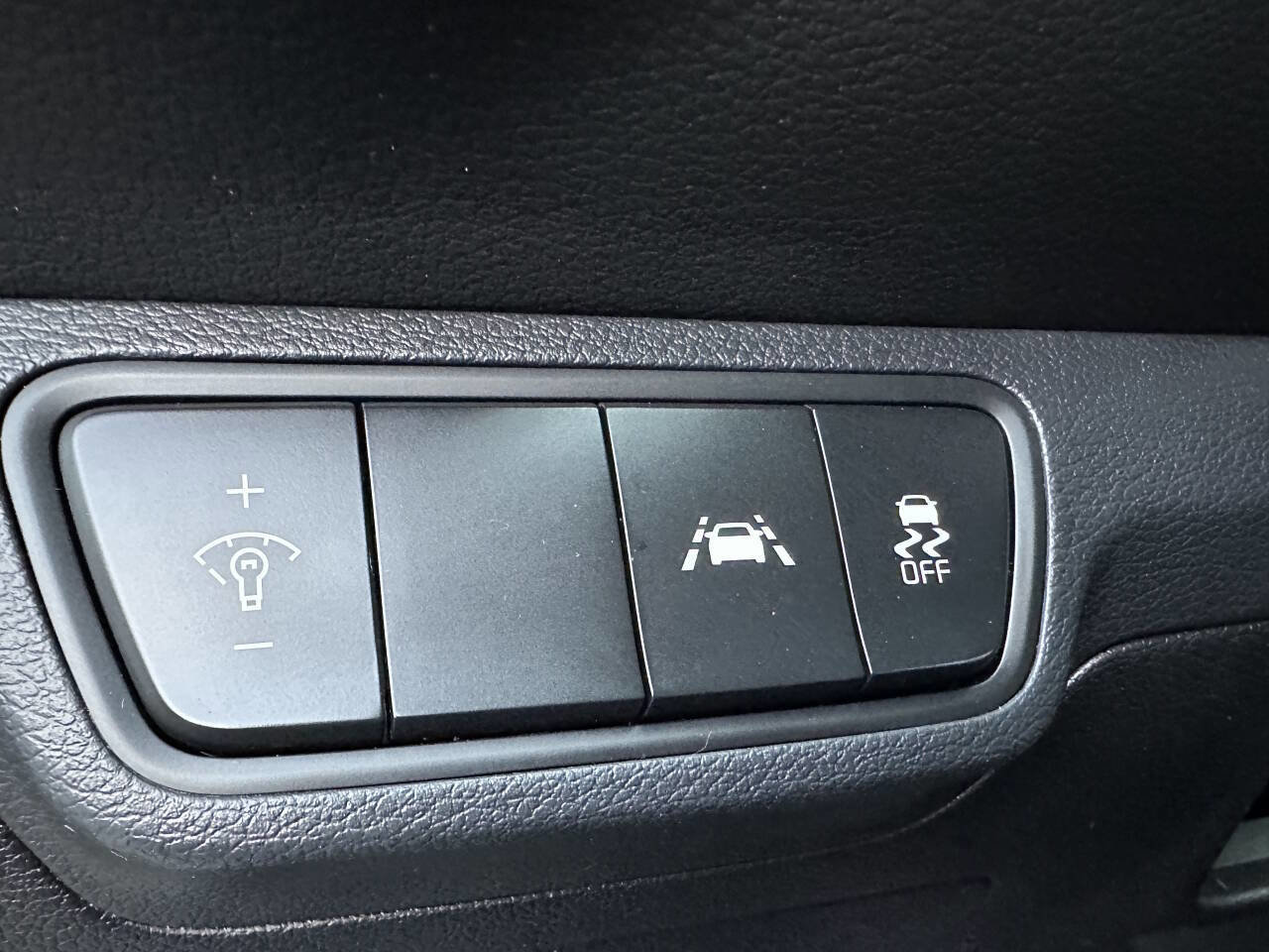 Used 2019 Kia Forte S w/ S Premium Package image 24