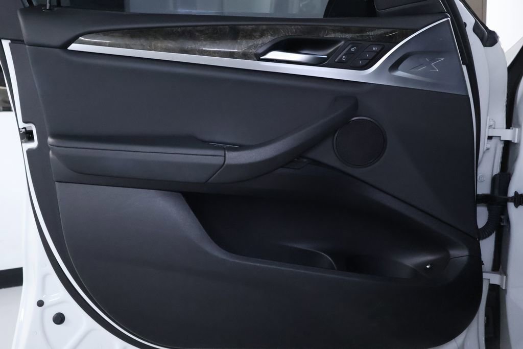 Used 2020 BMW X3 xDrive30e w/ Convenience Package image 13