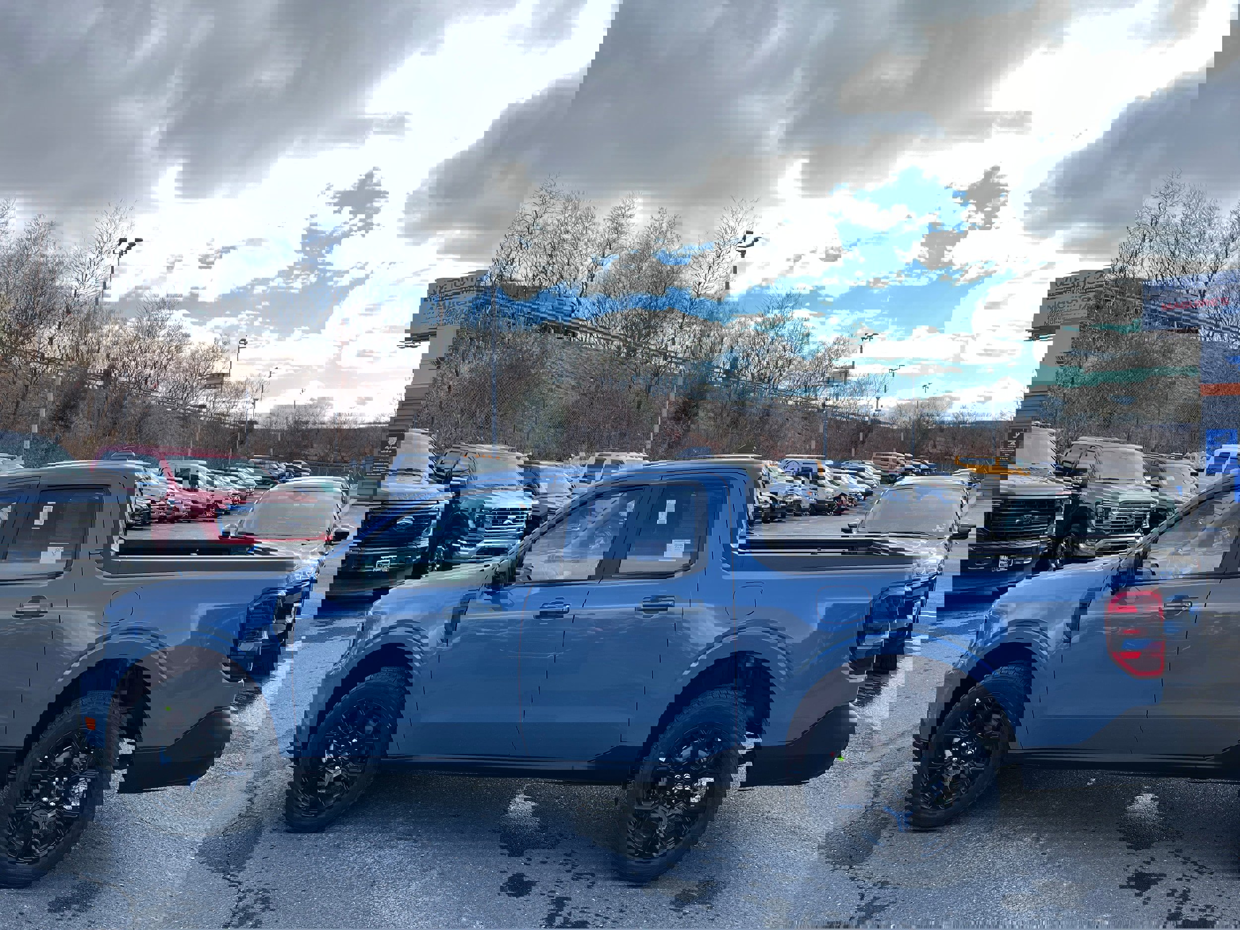 New 2026 Ford Maverick Lariat w/ Black Appearance Package image 7