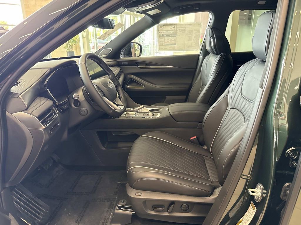 New 2026 INFINITI QX60 Autograph w/ Dark Cargo Package image 9