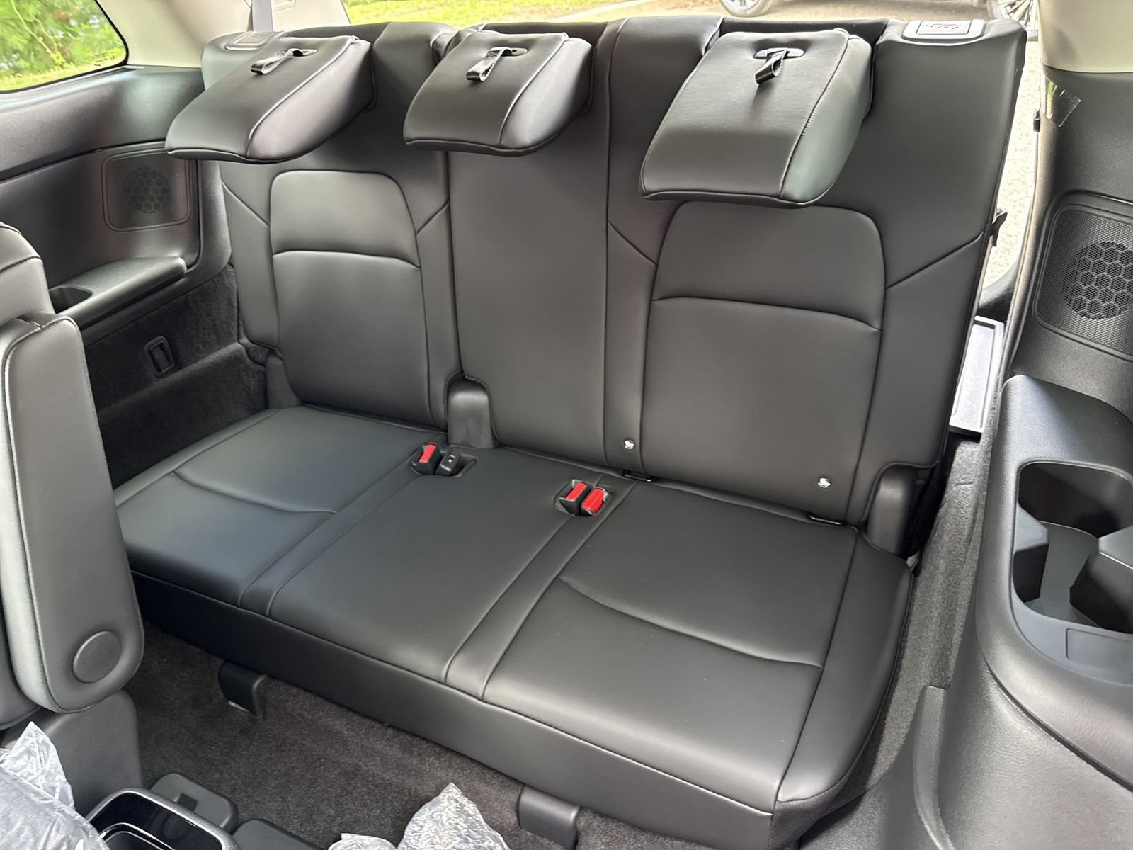 New 2026 Nissan Pathfinder Platinum FWD image 18