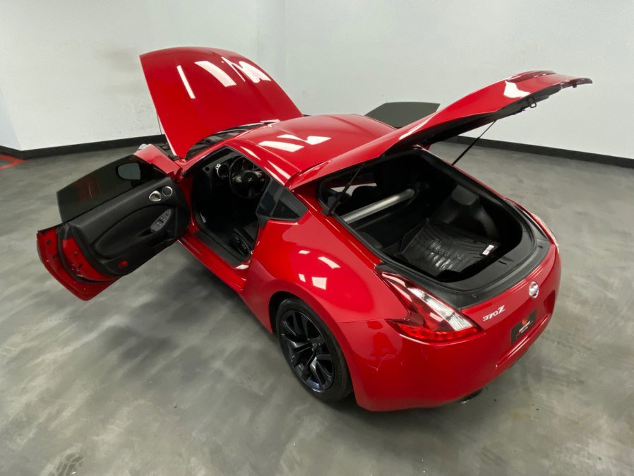 Used 2020 Nissan 370Z Coupe RWD image 42