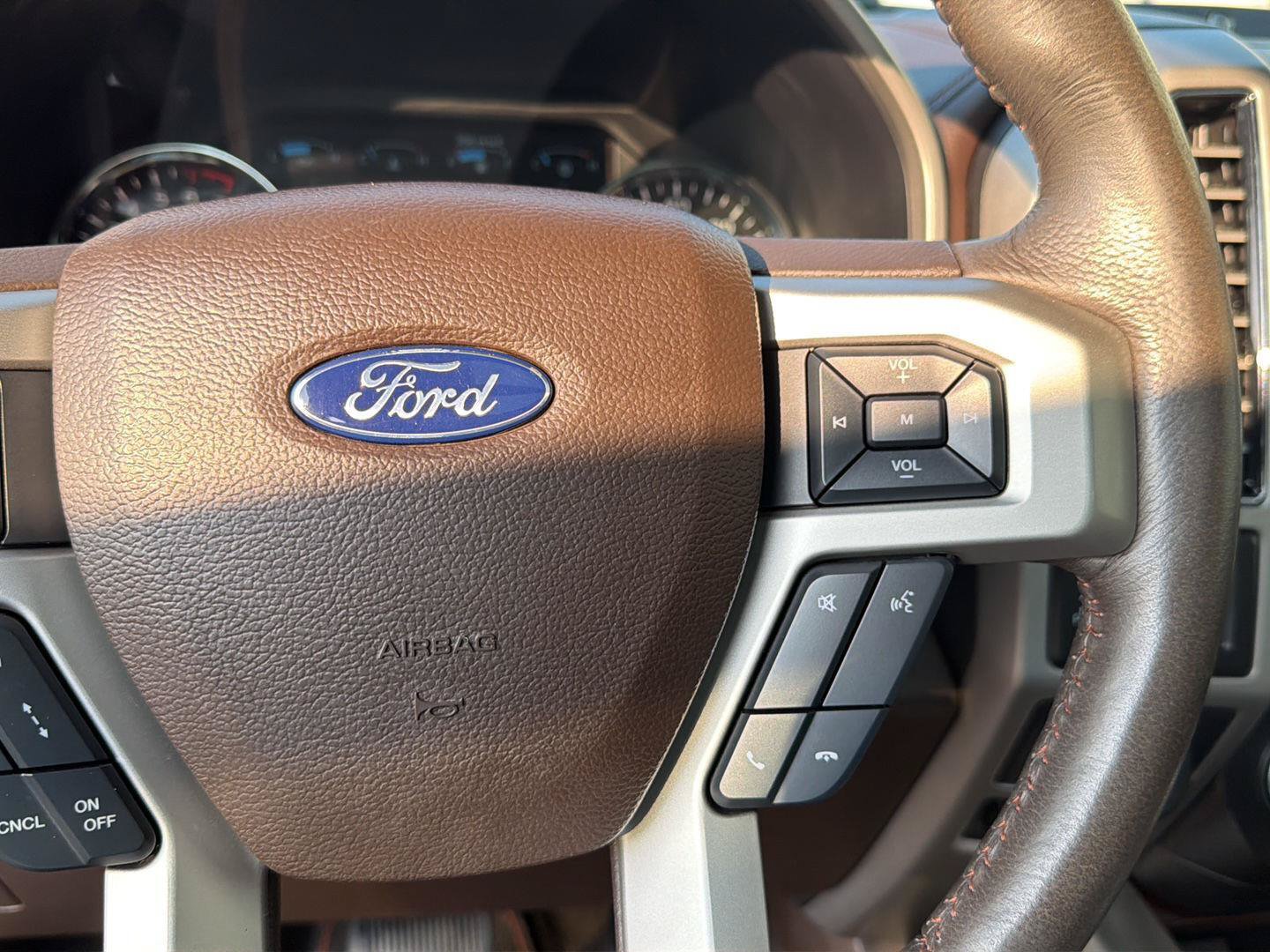 Used 2019 Ford F150 King Ranch w/ Equipment Group 601A Luxury AWD/4WD image 23