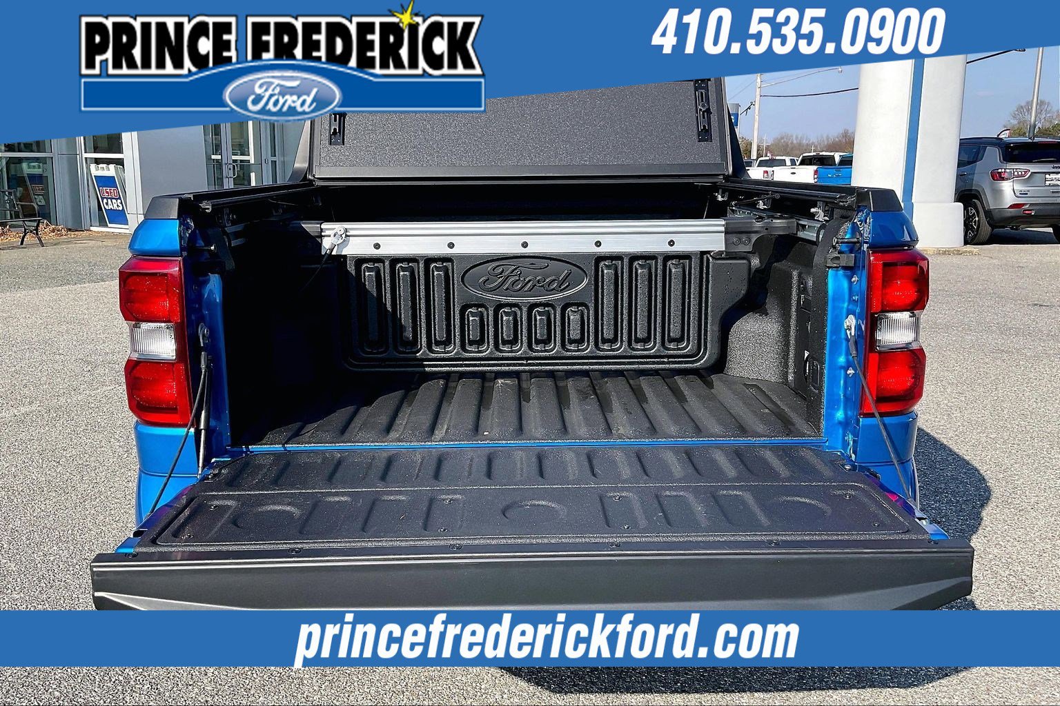 Used 2025 Ford Maverick Lobo image 32