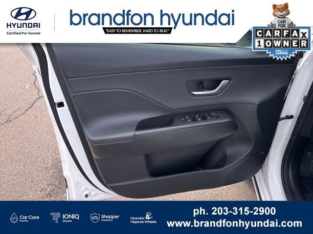Certified 2024 Hyundai Kona Limited FWD image 11