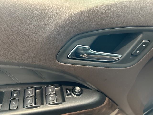 Used 2022 GMC Canyon Denali image 9