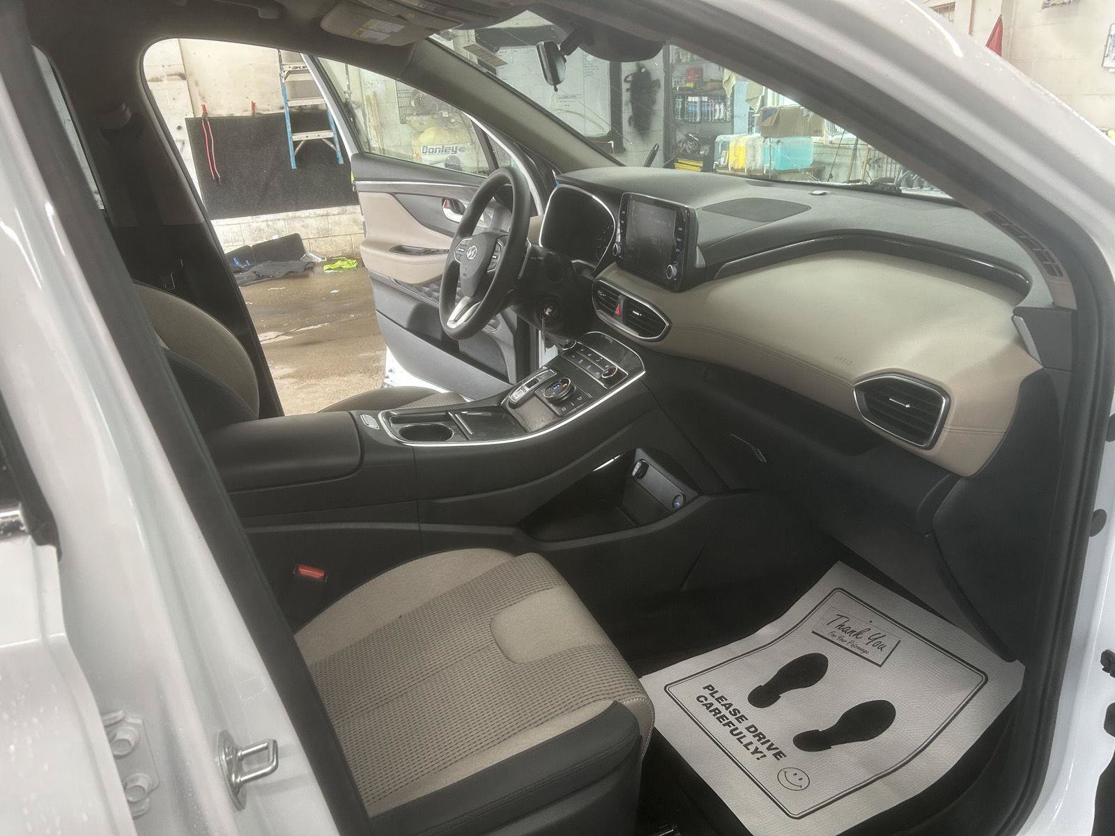 Used 2023 Hyundai Santa Fe SE AWD/4WD image 29