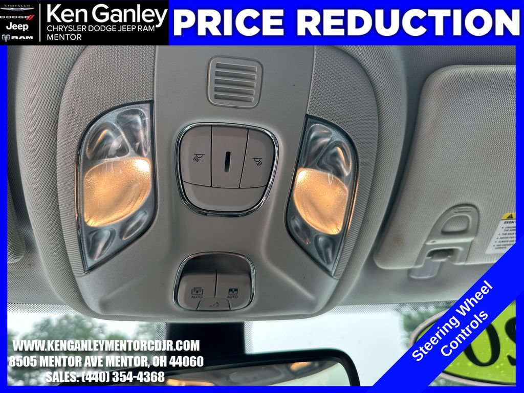 Used 2020 Jeep Compass Latitude w/ Cold Weather Group AWD/4WD image 16
