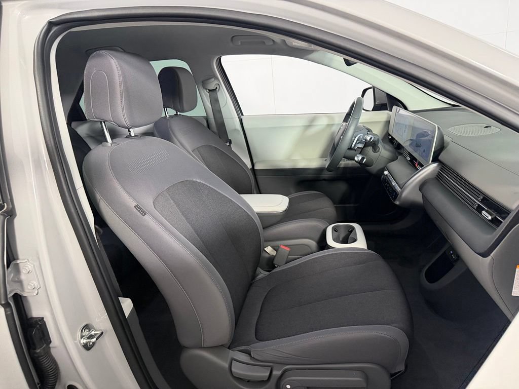 Used 2024 Hyundai Ioniq 5 SEL RWD image 23