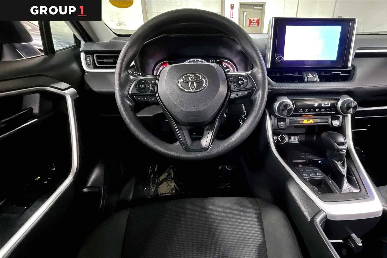 Used 2023 Toyota RAV4 LE image 5