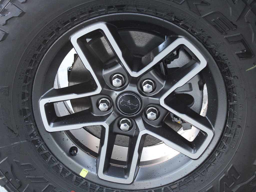 New 2026 Jeep Gladiator Mojave image 37