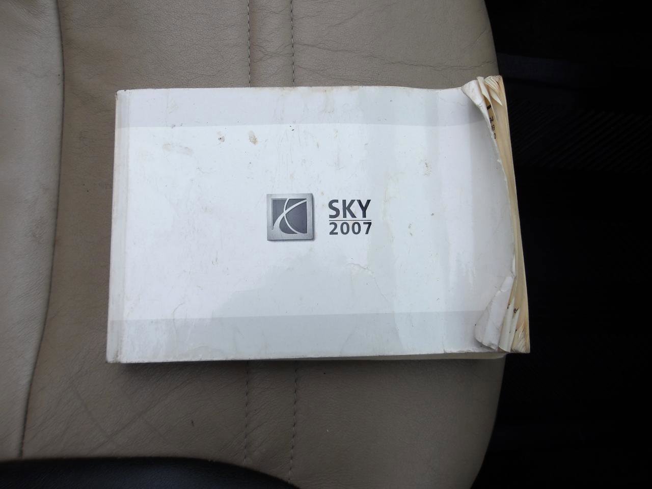 Used 2007 Saturn Sky Red Line image 25