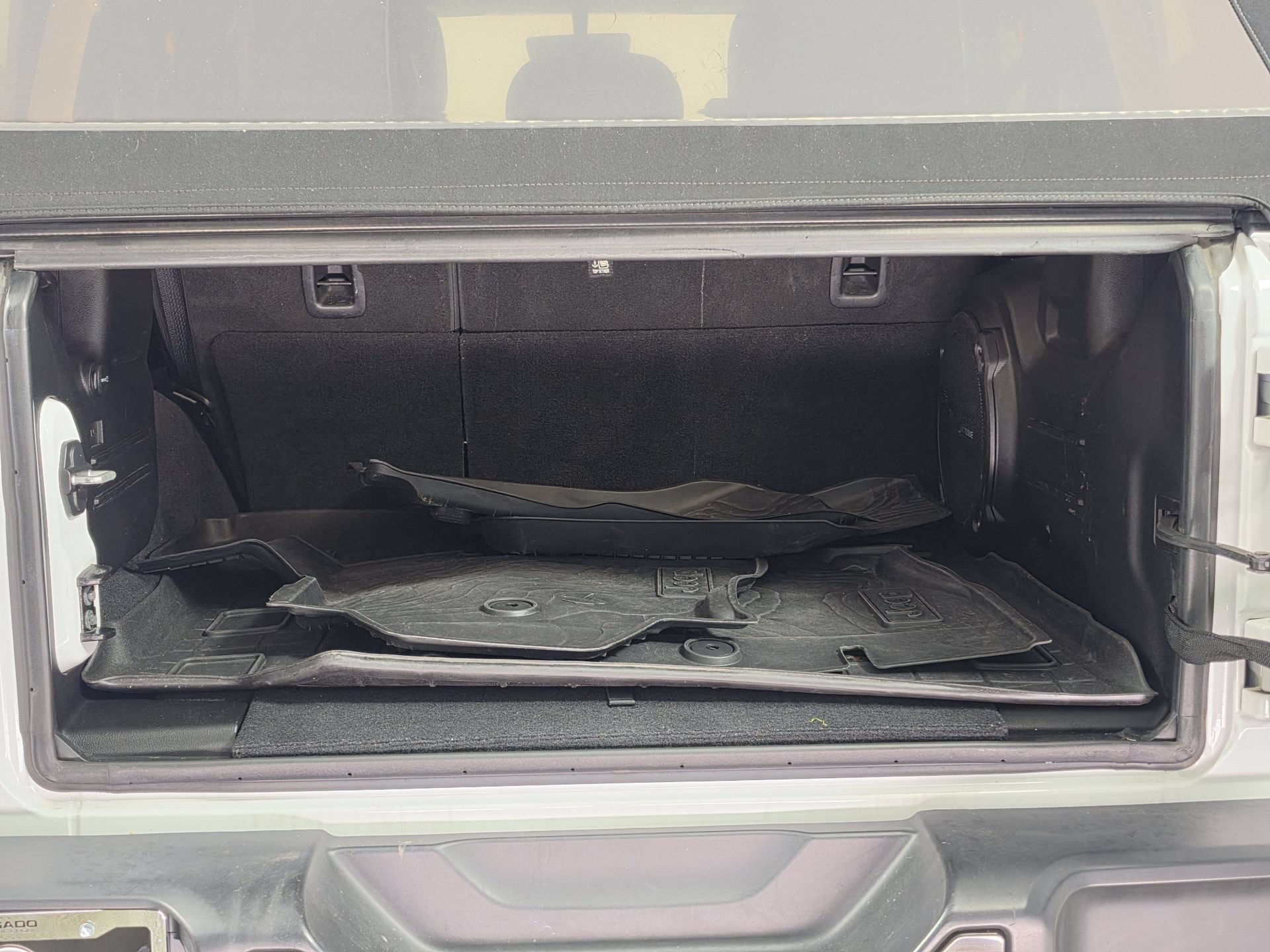 Used 2019 Jeep Wrangler Unlimited Rubicon AWD/4WD image 11