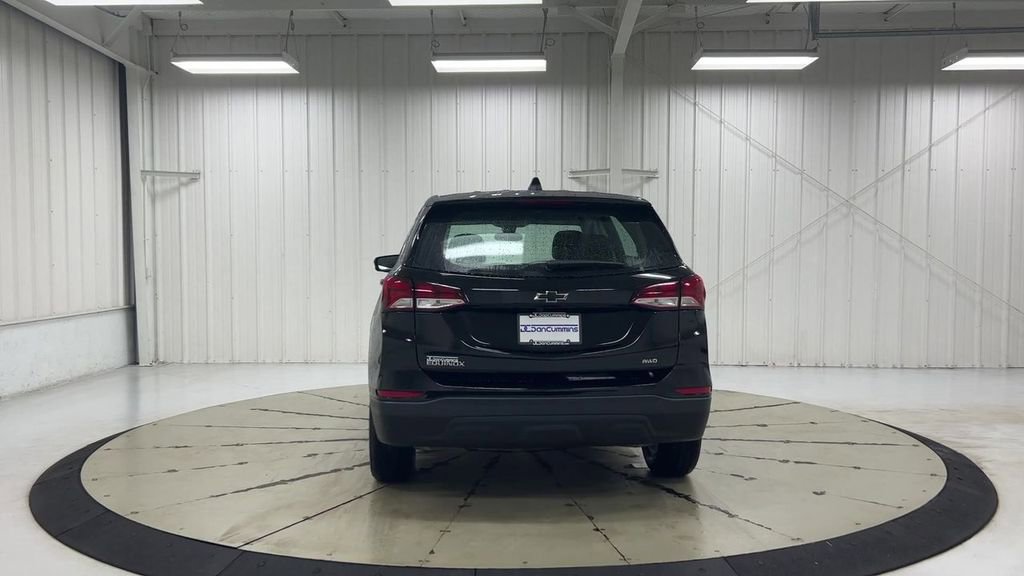 Used 2023 Chevrolet Equinox LS image 7