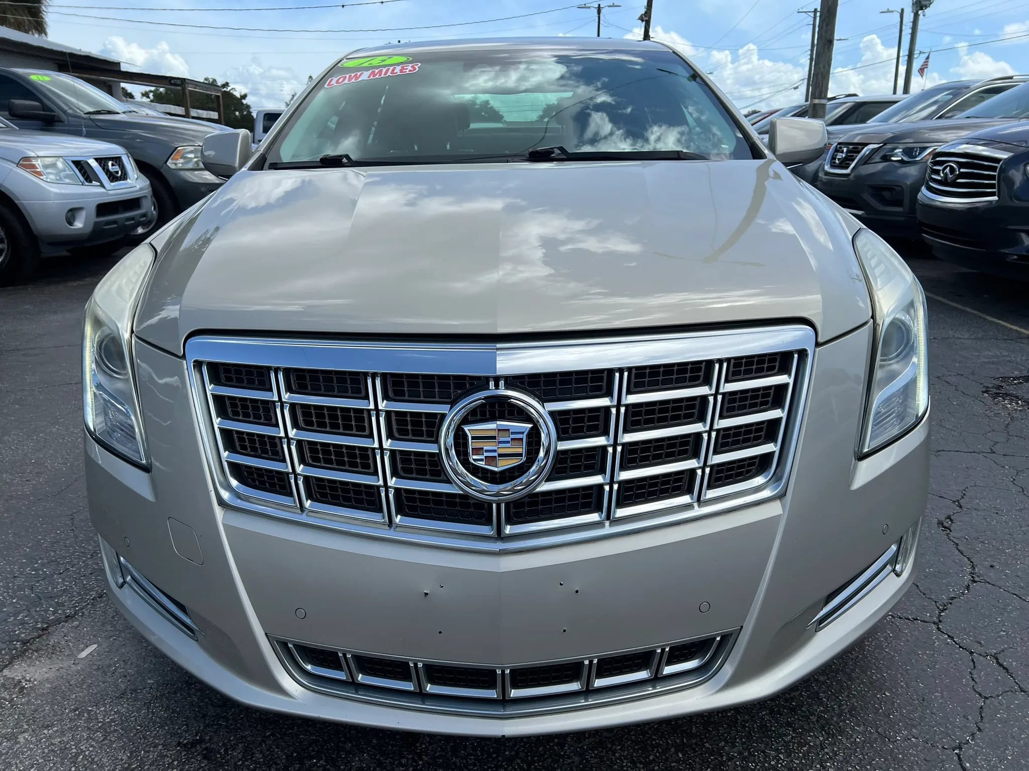 Used 2013 Cadillac XTS Premium FWD image 3