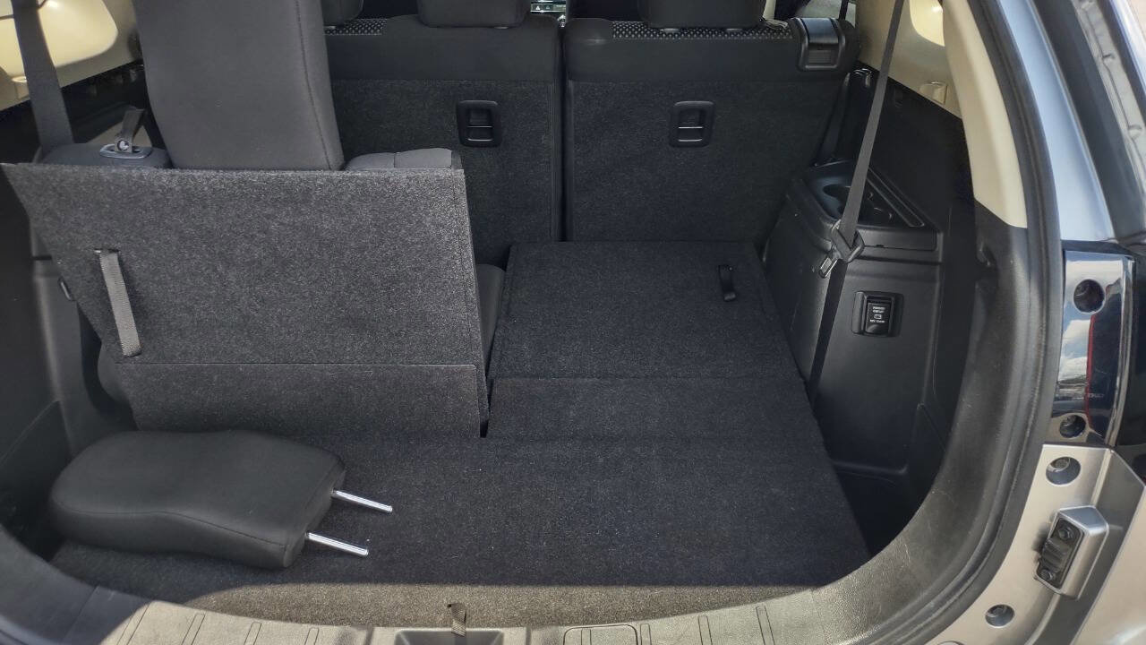 Used 2018 Mitsubishi Outlander ES image 31
