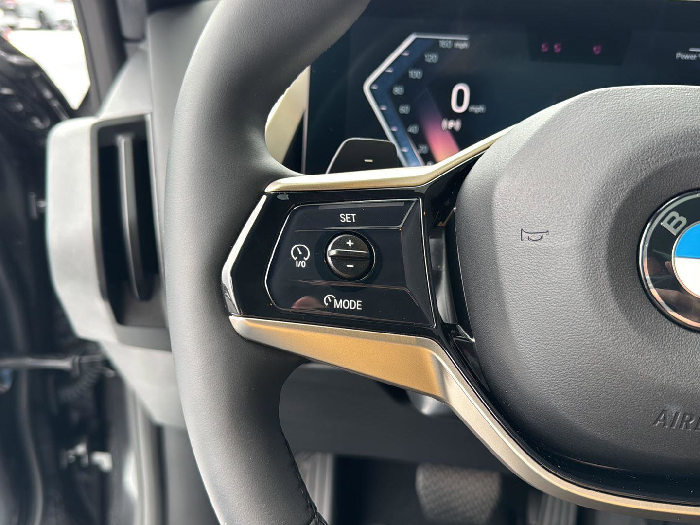 Certified 2025 BMW X3 xDrive30i w/ Premium Package image 17