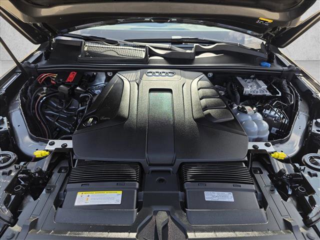 Used 2020 Audi Q7 2.0T Premium Plus w/ Premium Plus Package image 26