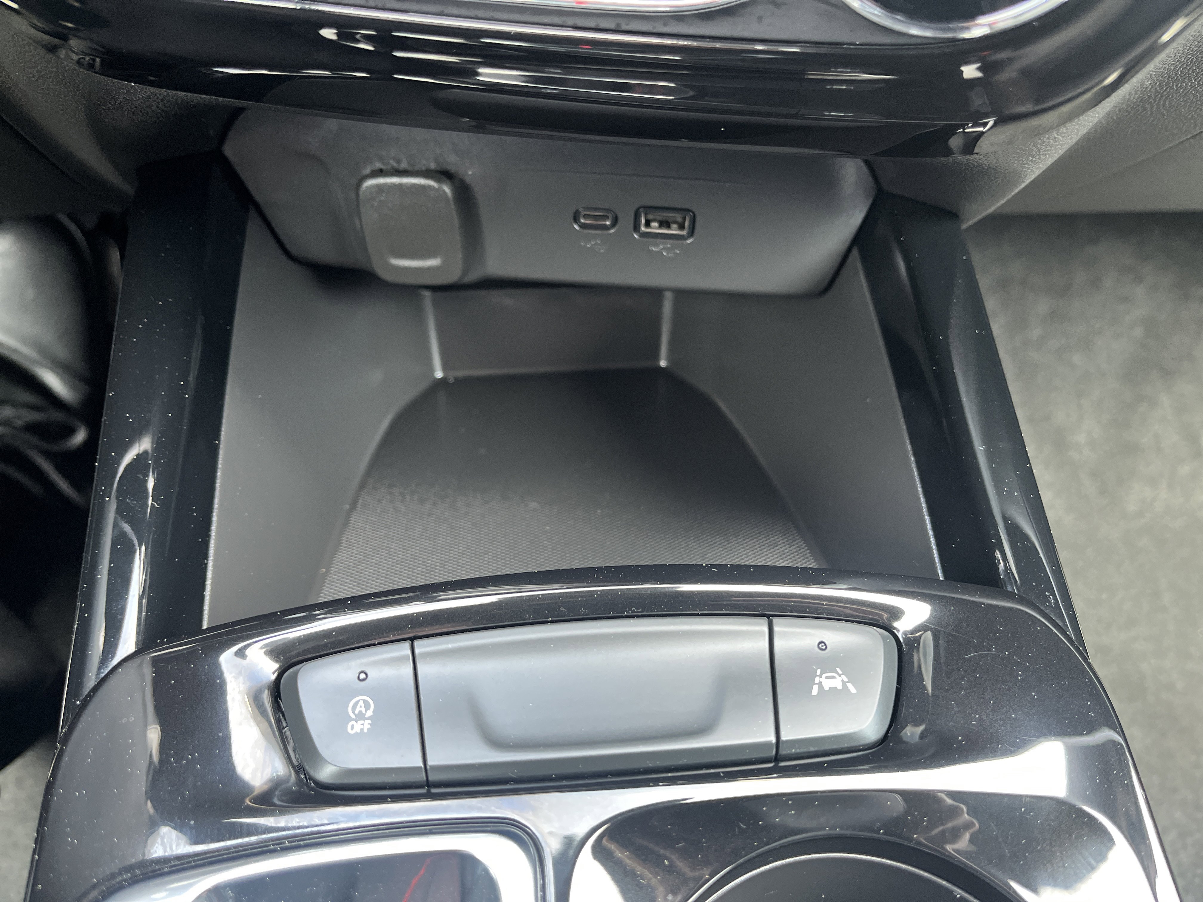 Used 2026 Chevrolet Trax RS w/ Driver Confidence Package FWD image 25