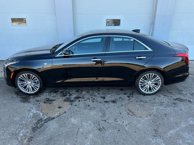 Used 2025 Cadillac CT4 Premium Luxury image 3