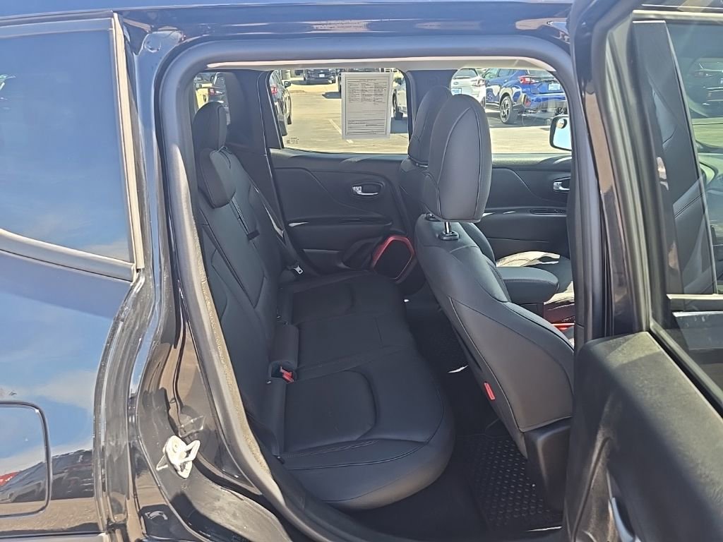 Used 2018 Jeep Renegade Trailhawk image 7