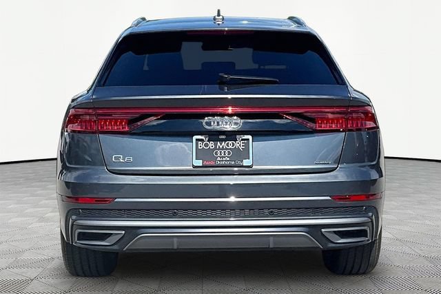 Used 2023 Audi Q8 Premium Plus AWD/4WD image 4