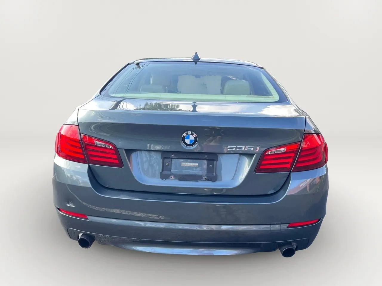 Used 2011 BMW 535i xDrive Sedan image 5