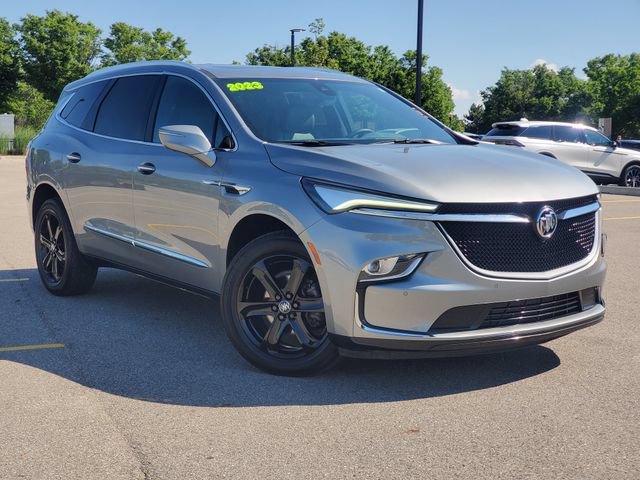 Used 2023 Buick Enclave Essence w/ Experience Buick Package AWD/4WD image 29