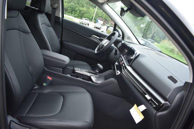 New 2026 Kia Sportage EX AWD/4WD image 13