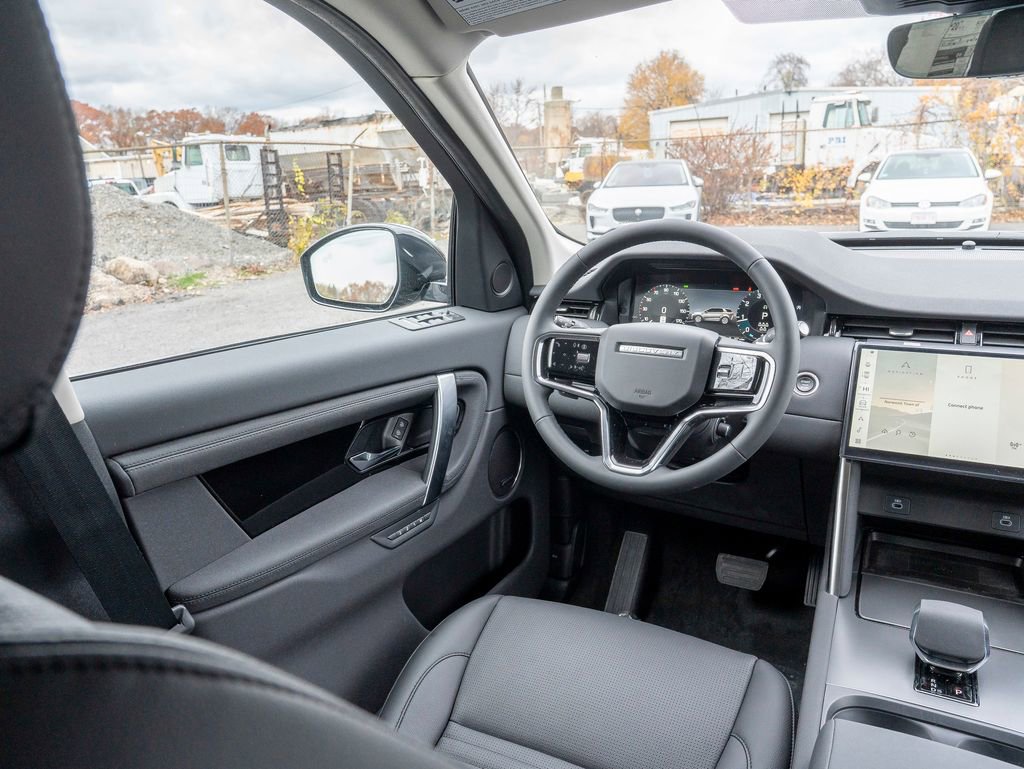 New 2025 Land Rover Discovery Sport S image 18