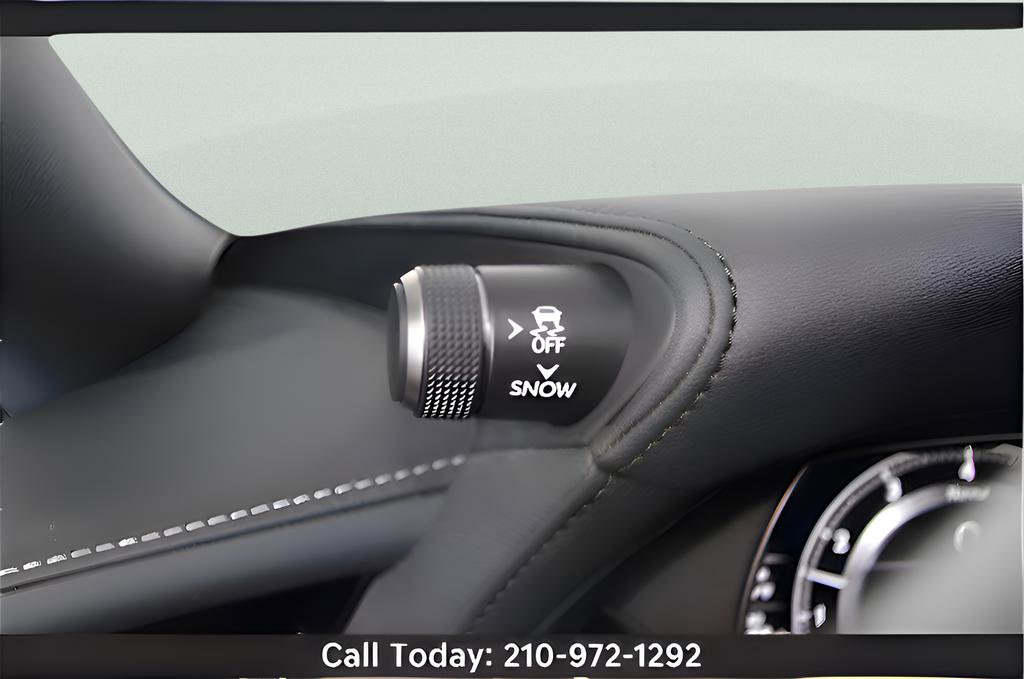 Used 2022 Lexus LS 500 RWD image 19