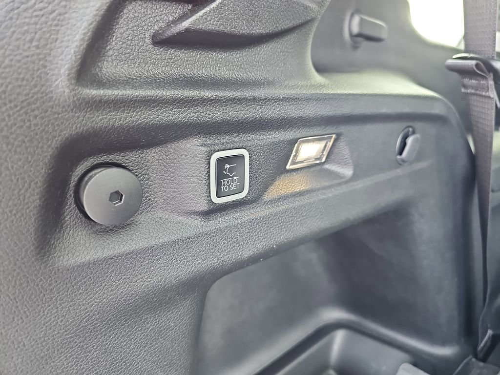 Used 2022 Jeep Grand Cherokee L Limited image 18