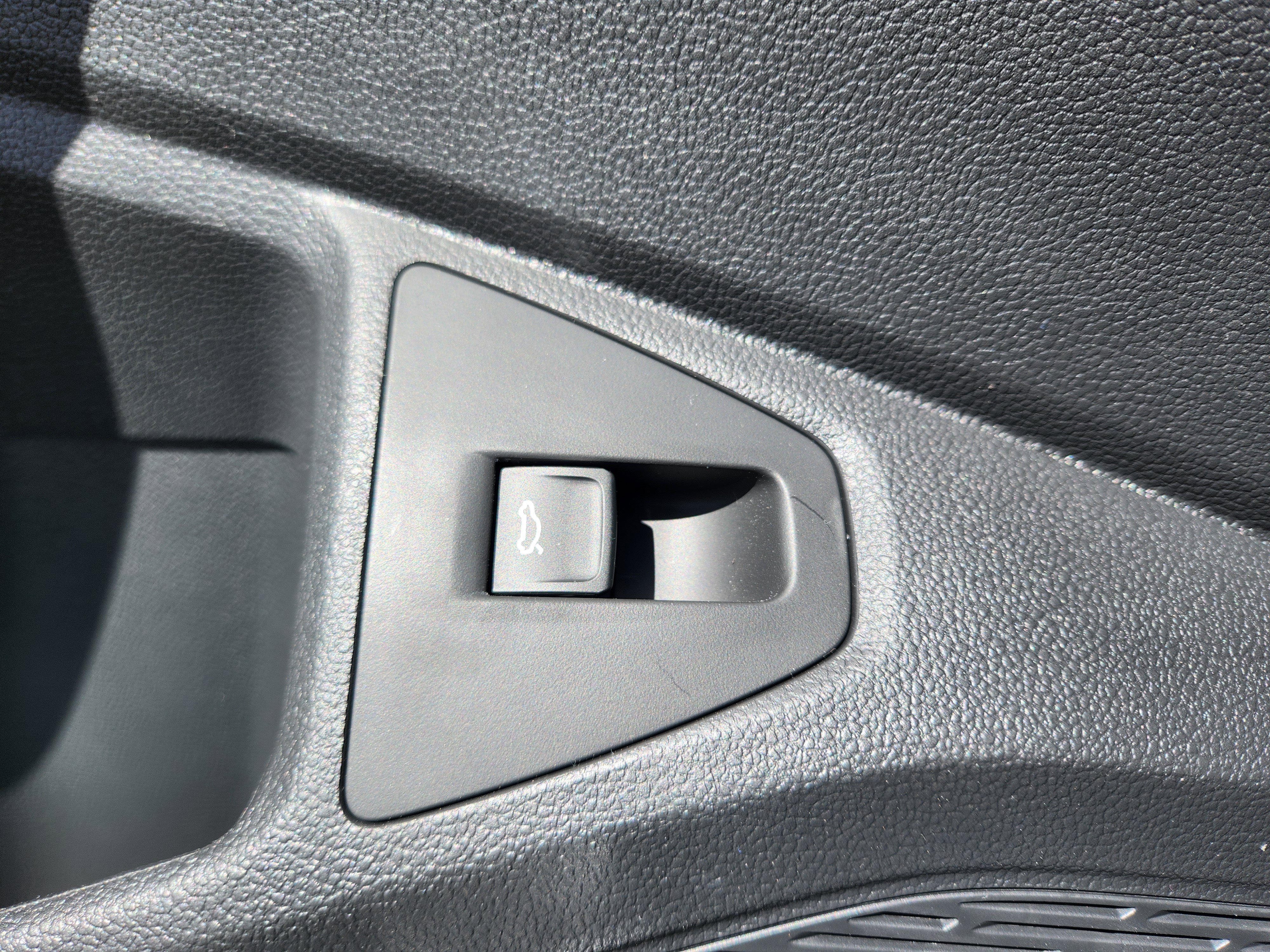 New 2025 Volkswagen Jetta S image 31