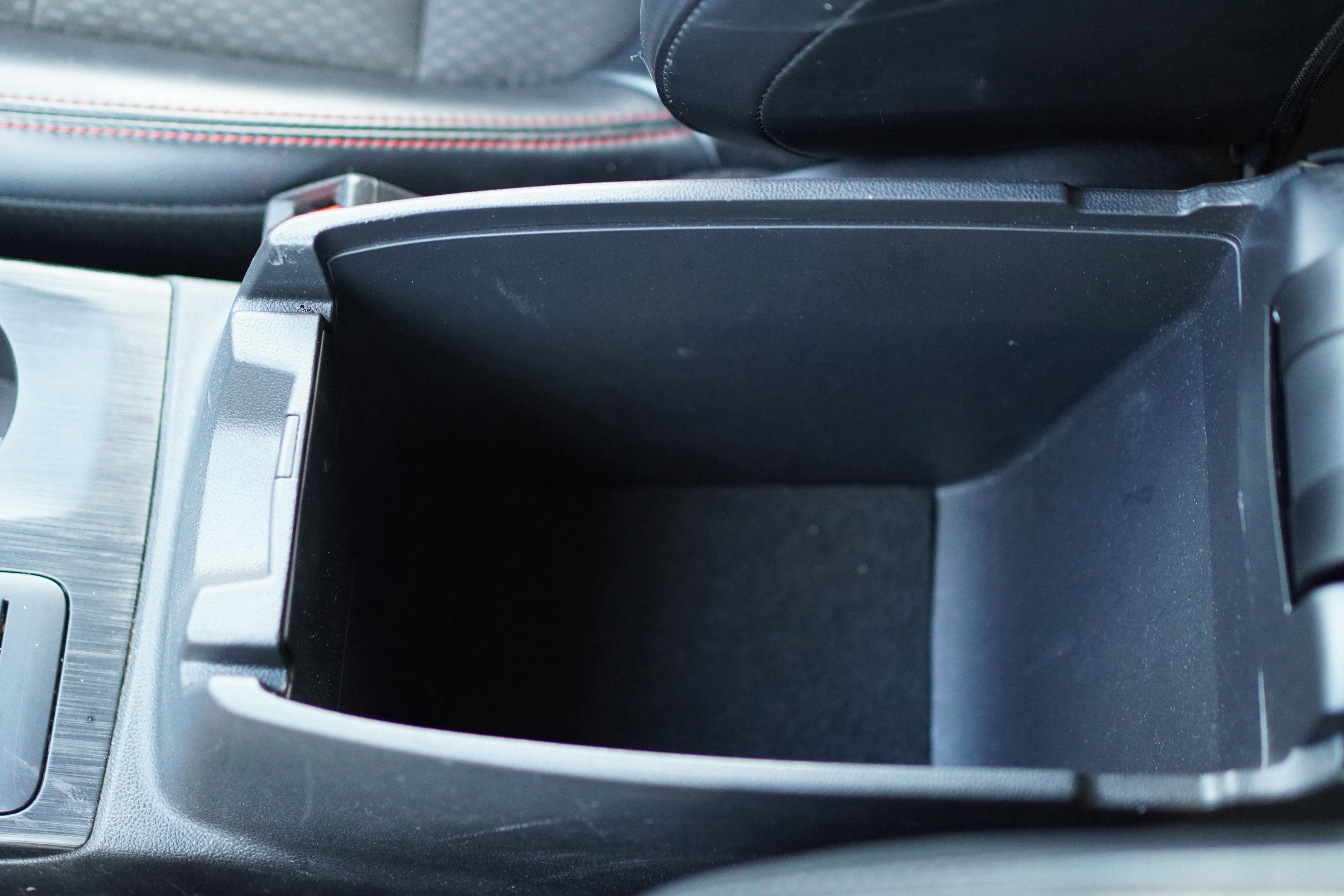 Used 2024 Ford Escape ST-Line image 47