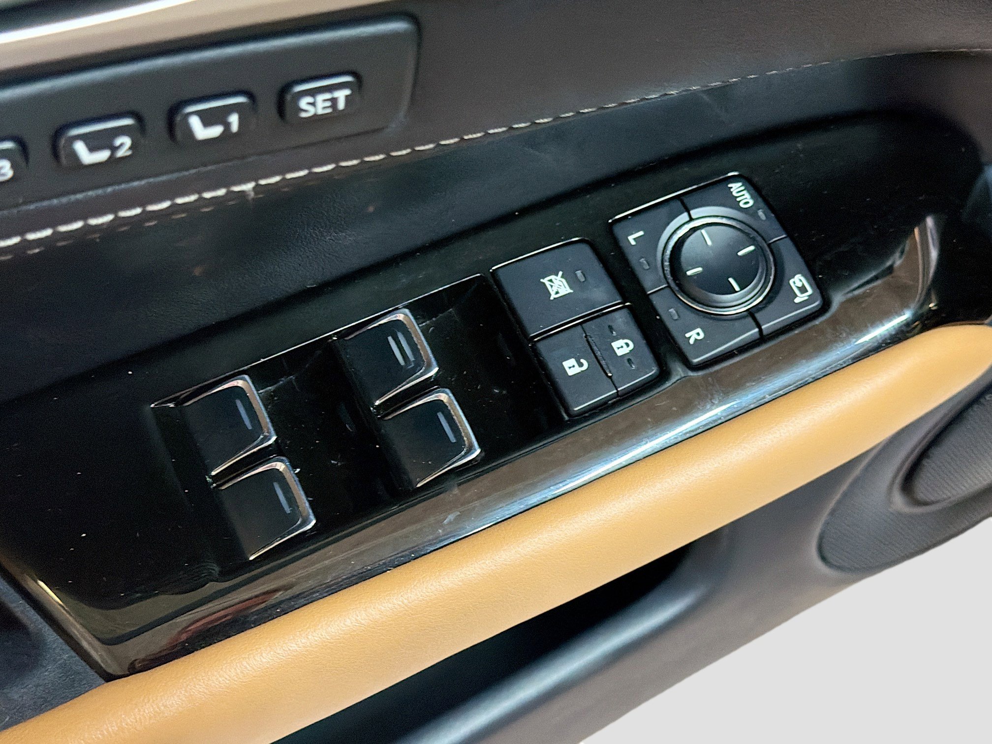 Used 2016 Lexus GS 350 AWD image 15