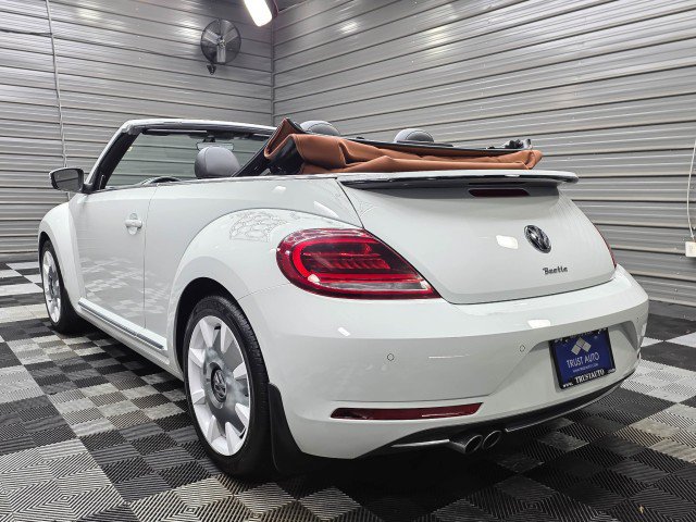 Used 2019 Volkswagen Beetle 2.0T Final Edition SEL FWD image 8