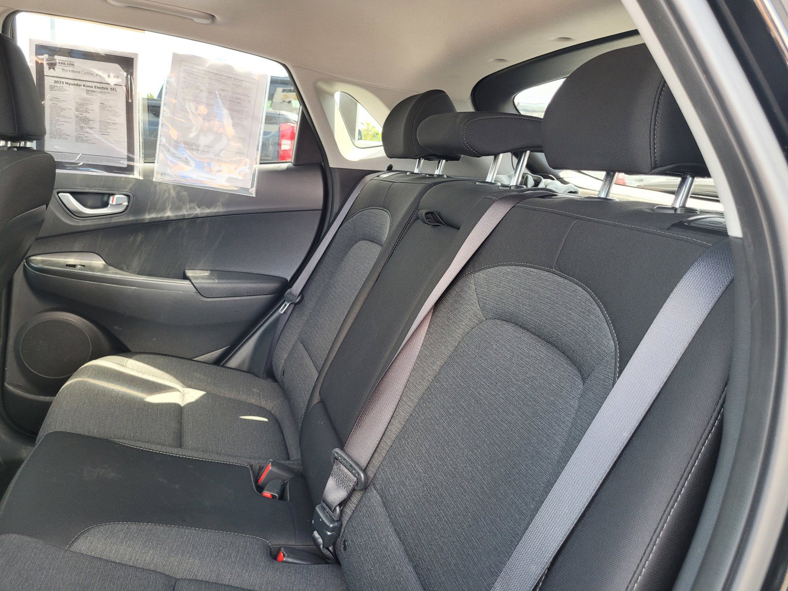Used 2023 Hyundai Kona SEL FWD image 12