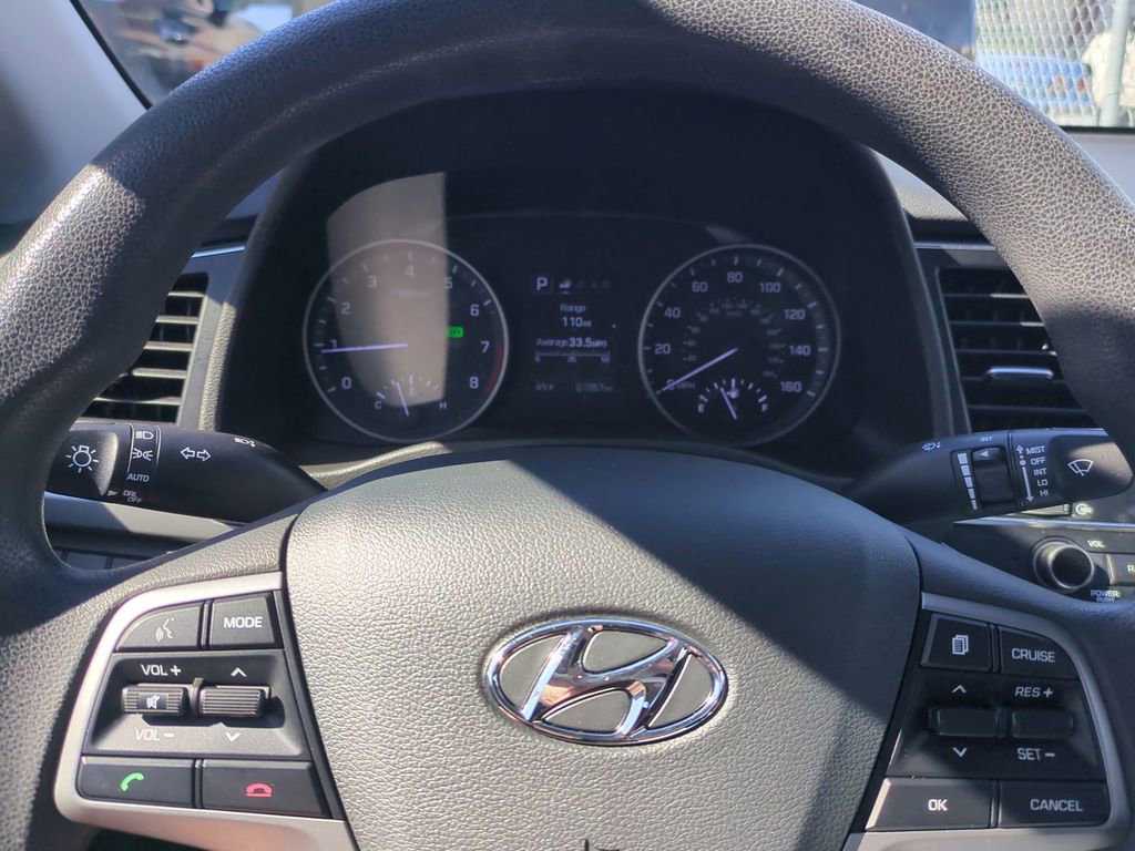 Used 2018 Hyundai Elantra SEL w/ Cargo Package image 28