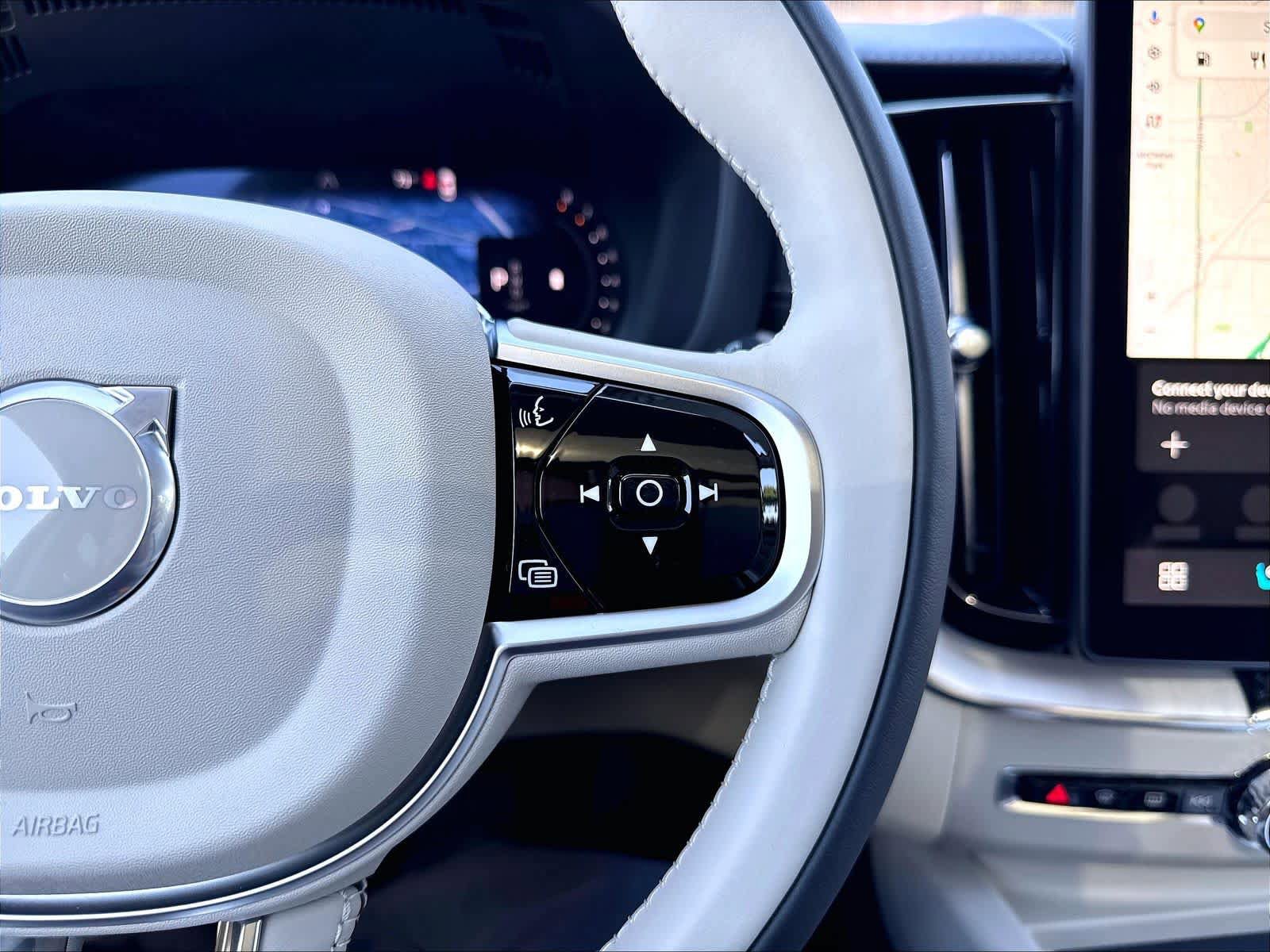 New 2026 Volvo XC60 B5 Ultra w/ Climate Package AWD/4WD image 18