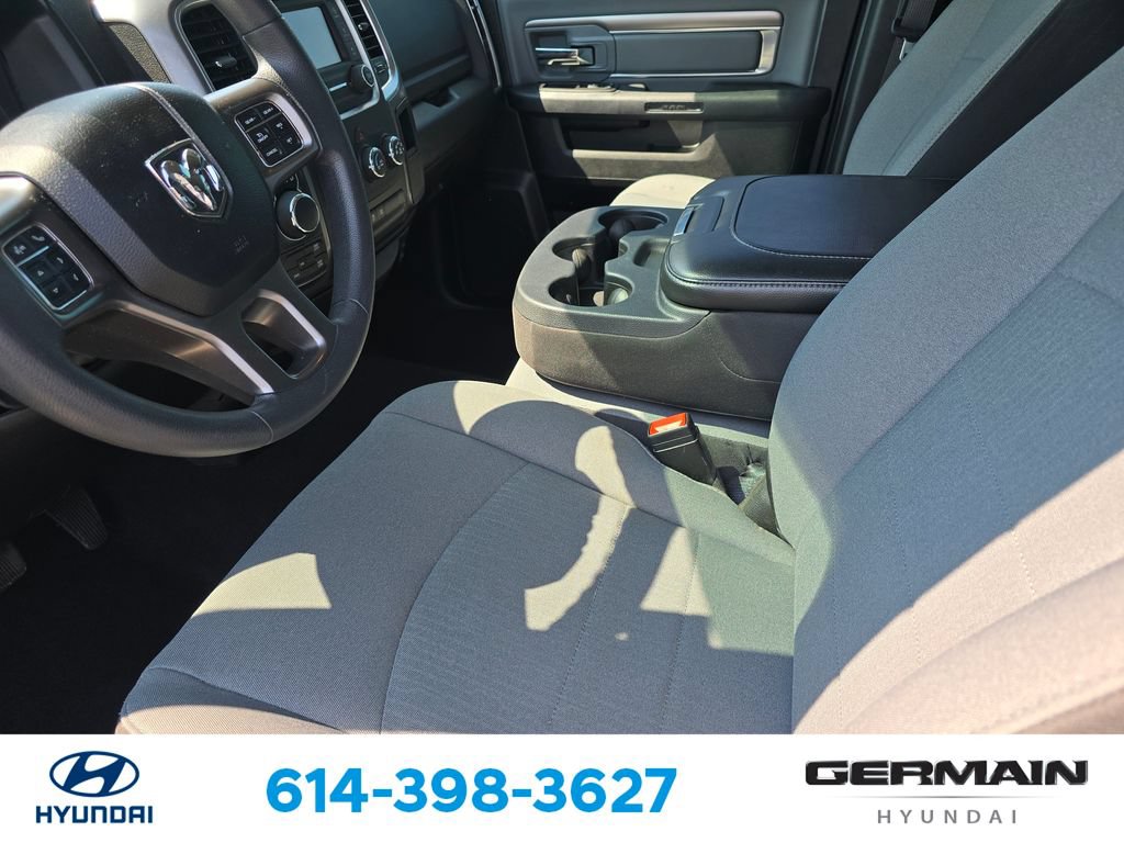 Used 2024 RAM 1500 Classic SLT AWD/4WD image 18