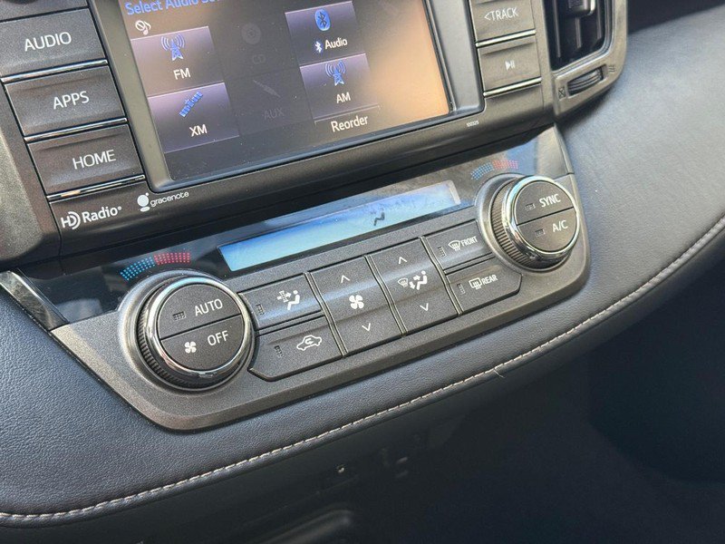 Used 2015 Toyota RAV4 XLE AWD/4WD image 28