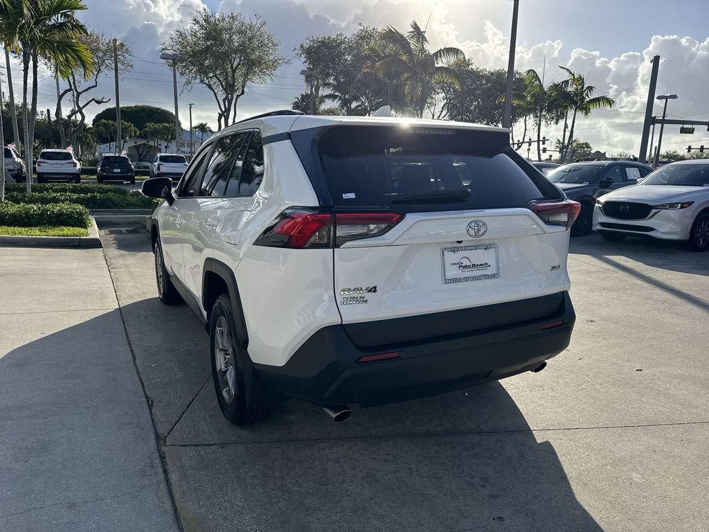 Used 2024 Toyota RAV4 XLE w/ Convenience Package image 13