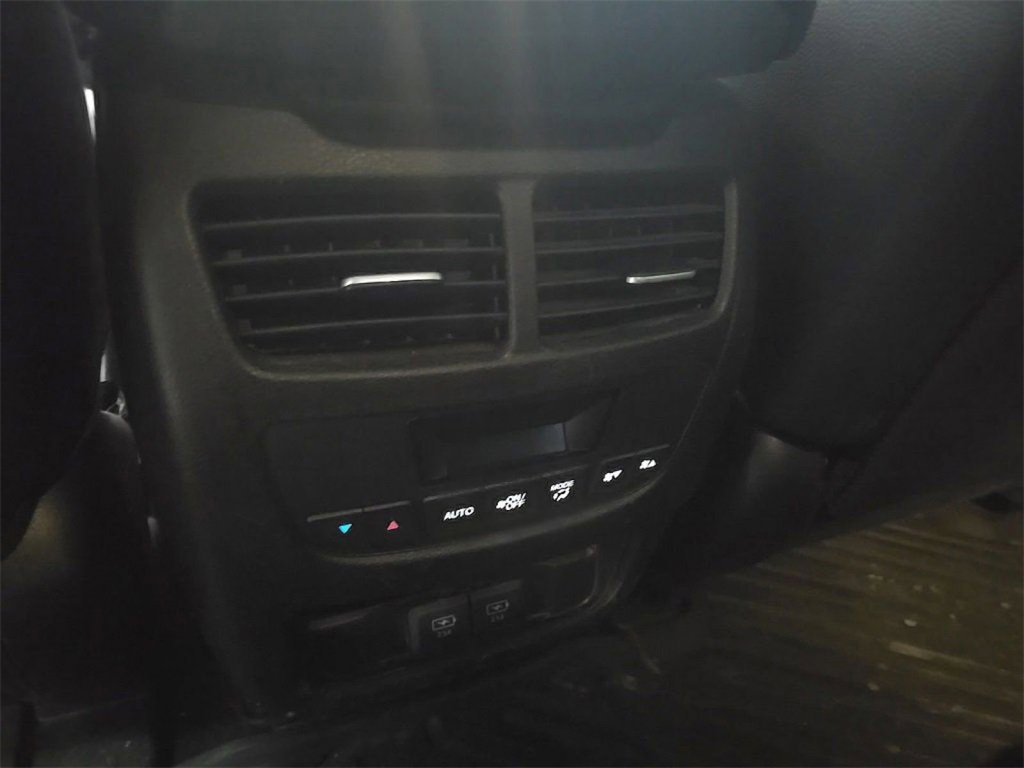 Used 2020 Acura MDX SH-AWD w/ Technology Package image 21