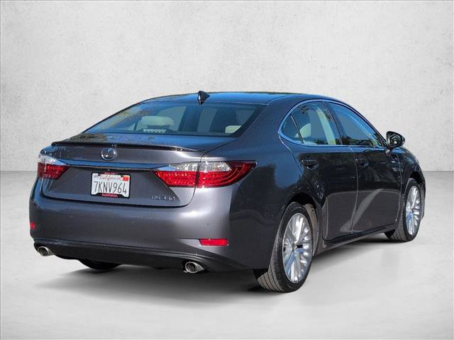 Used 2015 Lexus ES 350 w/ Luxury Package image 4