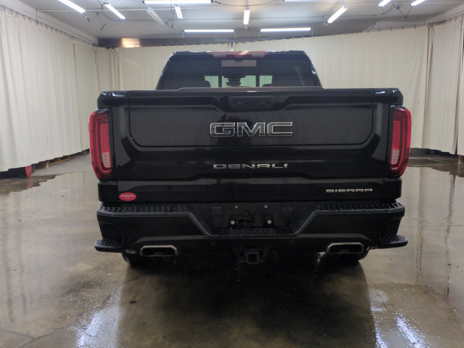 Used 2024 GMC Sierra 1500 Denali Ultimate AWD/4WD image 7