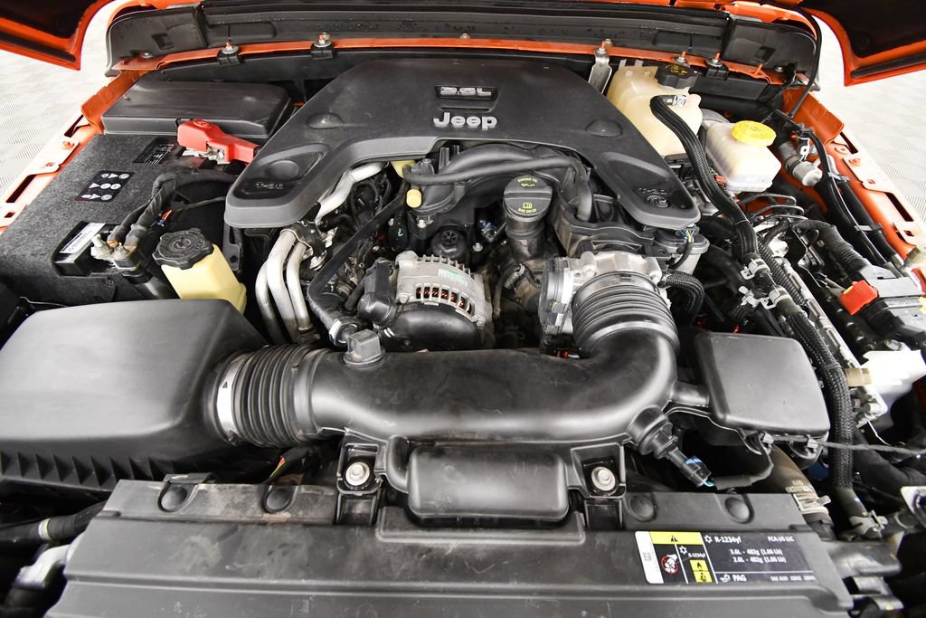 Used 2018 Jeep Wrangler Unlimited Sport S AWD/4WD image 12