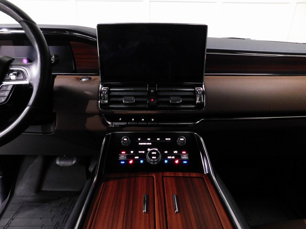 Used 2024 Lincoln Navigator L Reserve w/ Equipment Group 201A image 44
