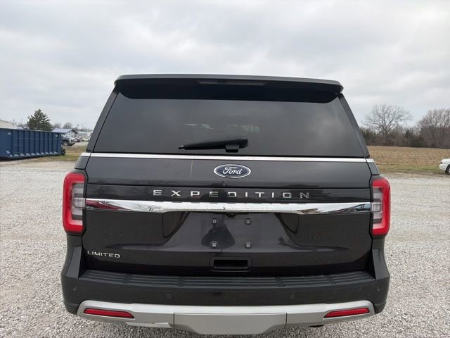 Used 2024 Ford Expedition Limited image 7